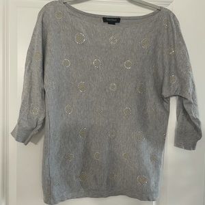 Super cute White House Black Market 3/4 sleeve sweater.